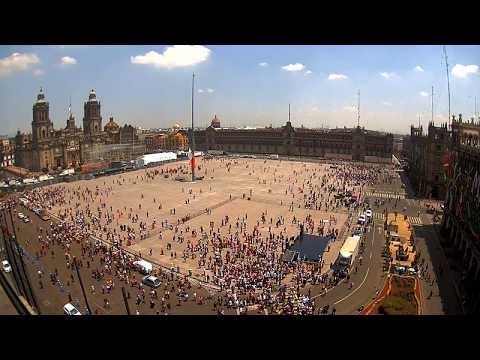 Crowds Rush into Zocalo Square After Mexico Earthquake