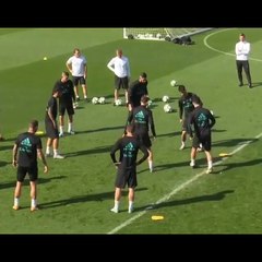 Ramos _ Isco thay nhau 'xâu kim' đồng đội, ăn mừng cực quái