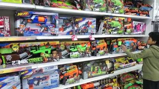 NERF Shopping at TOYS R US