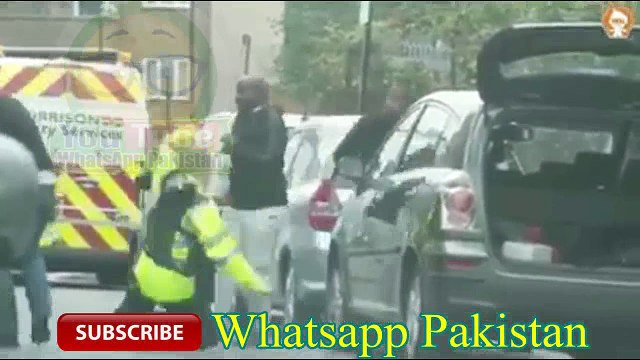 White Man Vs Police Officer | Police Officer Hit By a White man | Police Fight | Thug Life | Racist |