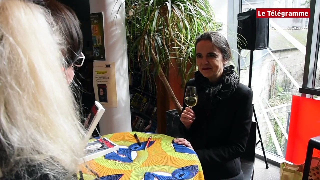 Quimper. La foule pour Amélie Nothomb