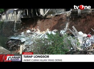 Hujan Deras di Jakarta, 5 Rumah Longsor