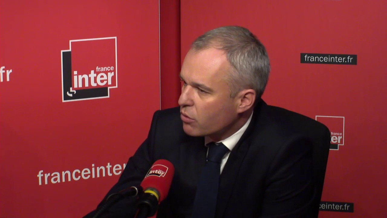 François de Rugy : "Nous tiendrons cet engagement de réduire de 30% le nombre de députés."