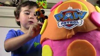 EPIC giant Play-doh SURPRISE EGG opening | construction diggers open play doh pumpkin