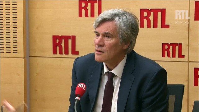 Le Foll tacle Mélenchon sur RTL : Si c'est ça la démocratie, non