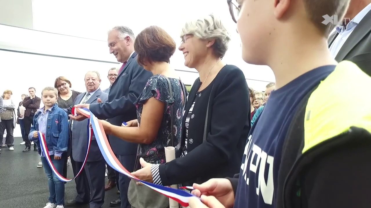 A Linxe, collégiens et enseignants découvrent un collège flambant neuf