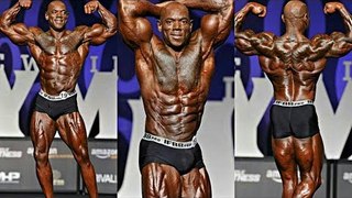 Flex Wheeler At Age 51 Classic Physique Posine ( MR OLYMPIA 2017 )