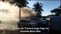 Ônibus pega fogo na Avenida Beira-Mar