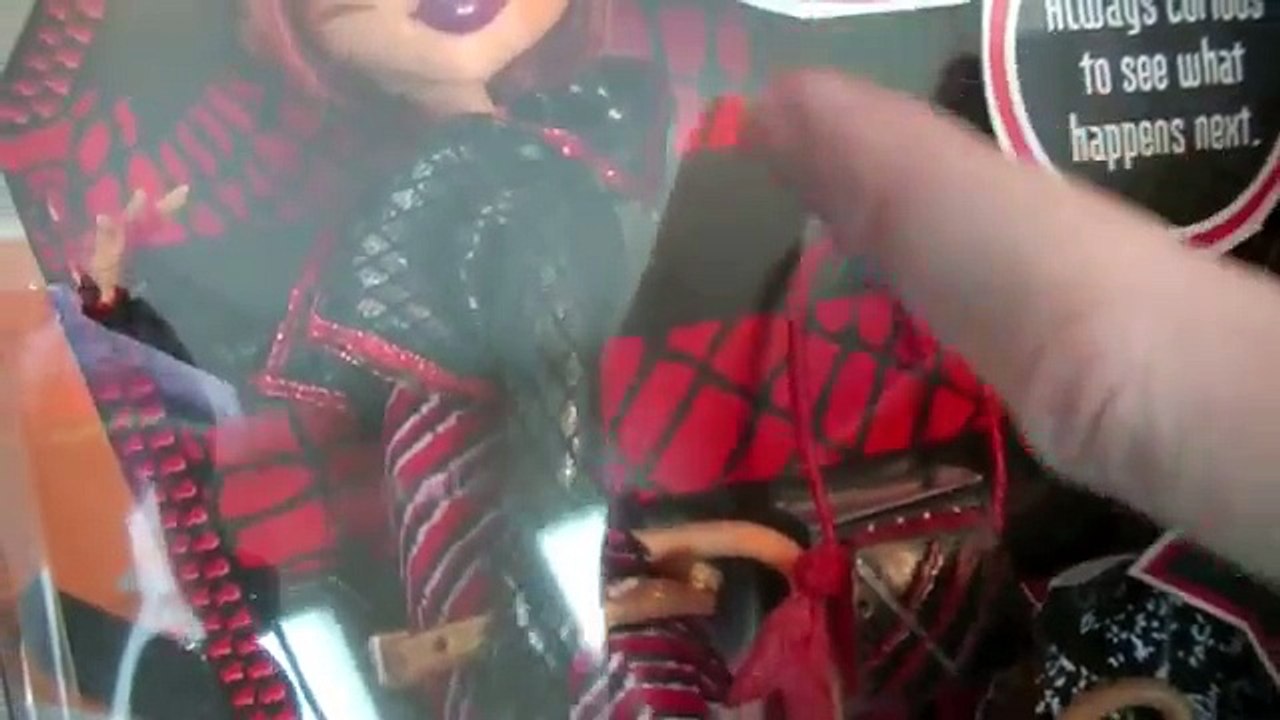 How to make a Toralei Stripe Doll Bed Tutorial/ Monster High