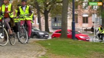 L'Avenir - Les parlementaires arrivent à vélo au Parlement de Wallonie
