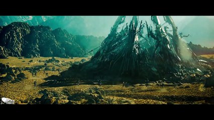 Transformers 2 : Yenilenlerin İntikamı | İnsanlarla Savaş Ve Uyum | Klip (1/13) | HD