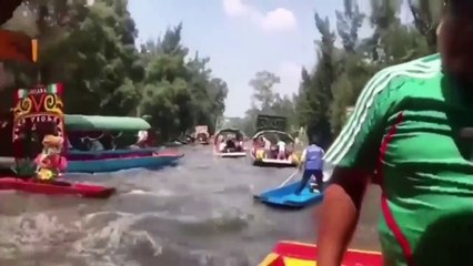 En plein séisme à Mexico, ces touristes vont se faire secouer dans leurs bateaux