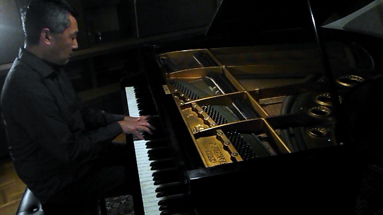 Wolfgang Amadeus Mozart: Klavierkonzert Nr. 23  Adagio - Jae Hyong Sorgenfrei