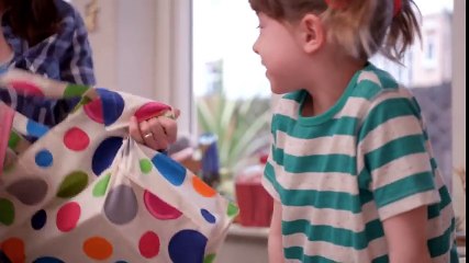 CBeebies  Topsy and Tim - Get Some New Clothes