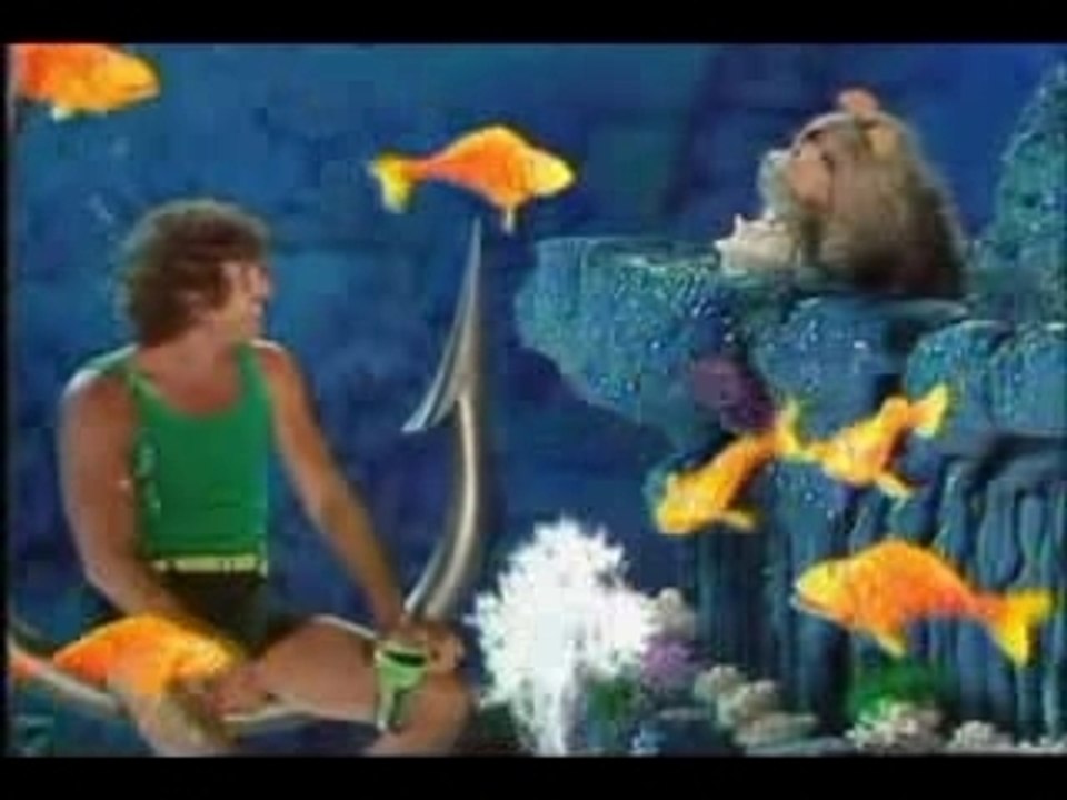 Baby Don't Get Hooked On Me - Mac Davis