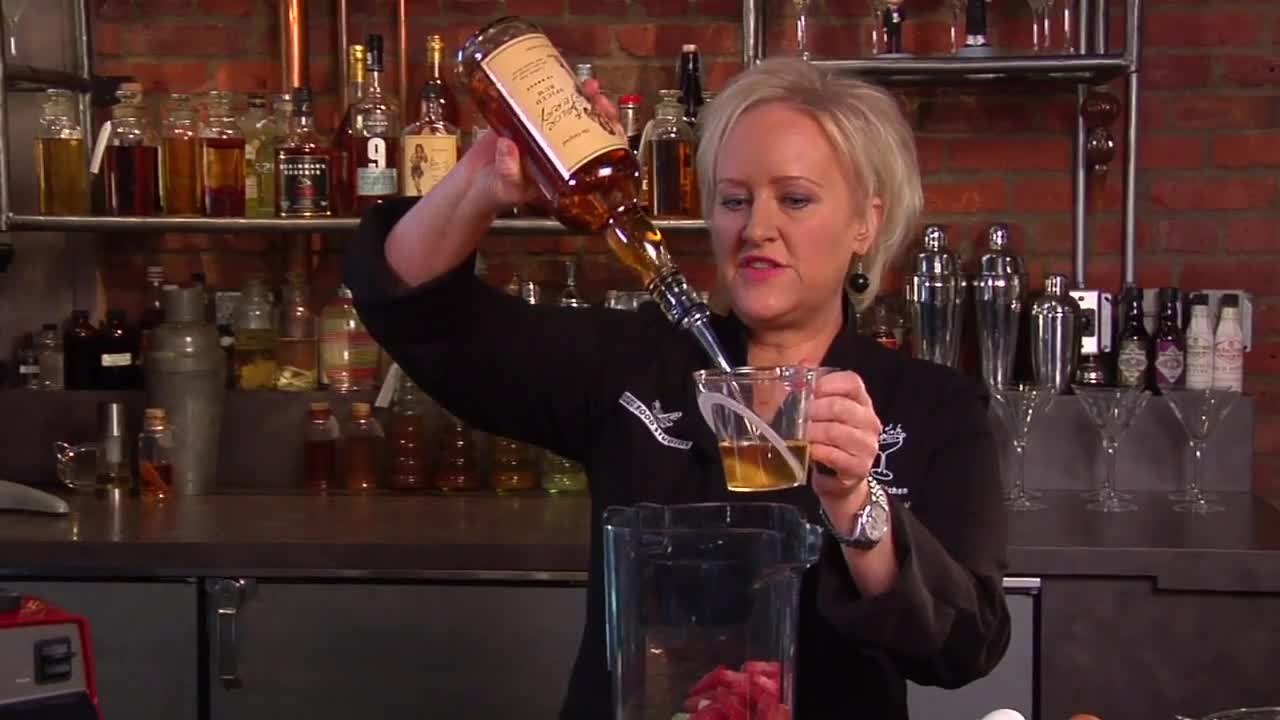 Blended Strawberry Daiquiri - Kathy Casey's Liquid Kitchen - Small Screen