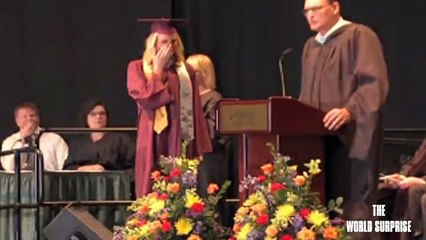 Soldier Surprises Daughter at Graduation