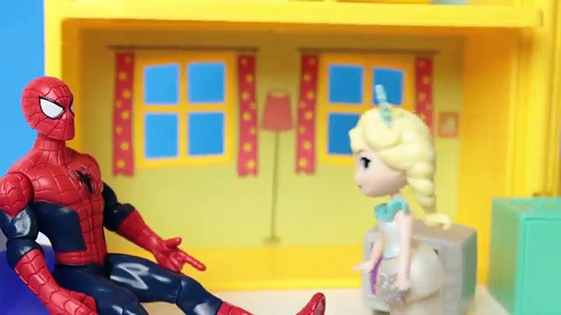 Homem Aranha com dor de barriga faz cocô na casa da Frozen Elsa - Episodio Completo em Portugues