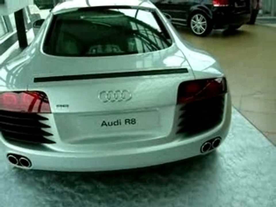 AUDI R8 V8 FSI