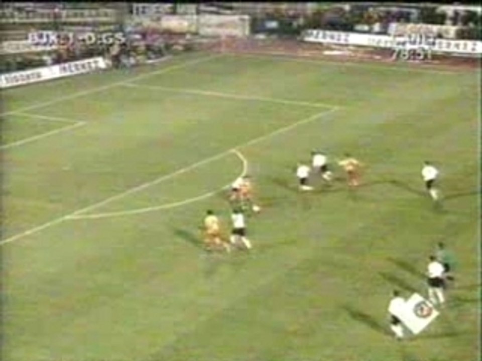 Funny - Sports Bloopers - Soccer Goalie soo funny