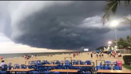 Thực hư ảnh đám mây khổng lồ cuồn cuộn xuất hiện tại bãi biển Sầm Sơn