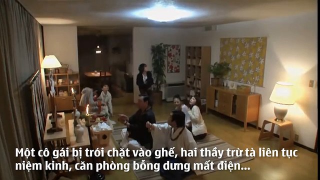 Kinh hoàng sinh vật kỳ lạ tấn công thầy trừ tà Nhật Bản