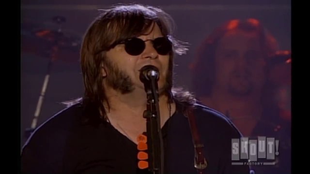 The Warner Bros. Years - Clip: Steve Earle - Hard-Core Troubadour live at Cold Creek Correctional Facility in Tennessee