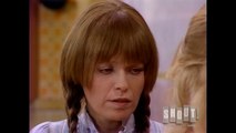 Mary Hartman, Mary Hartman  (1976) - Clip: Loretta Makes Charlie Breakfast
