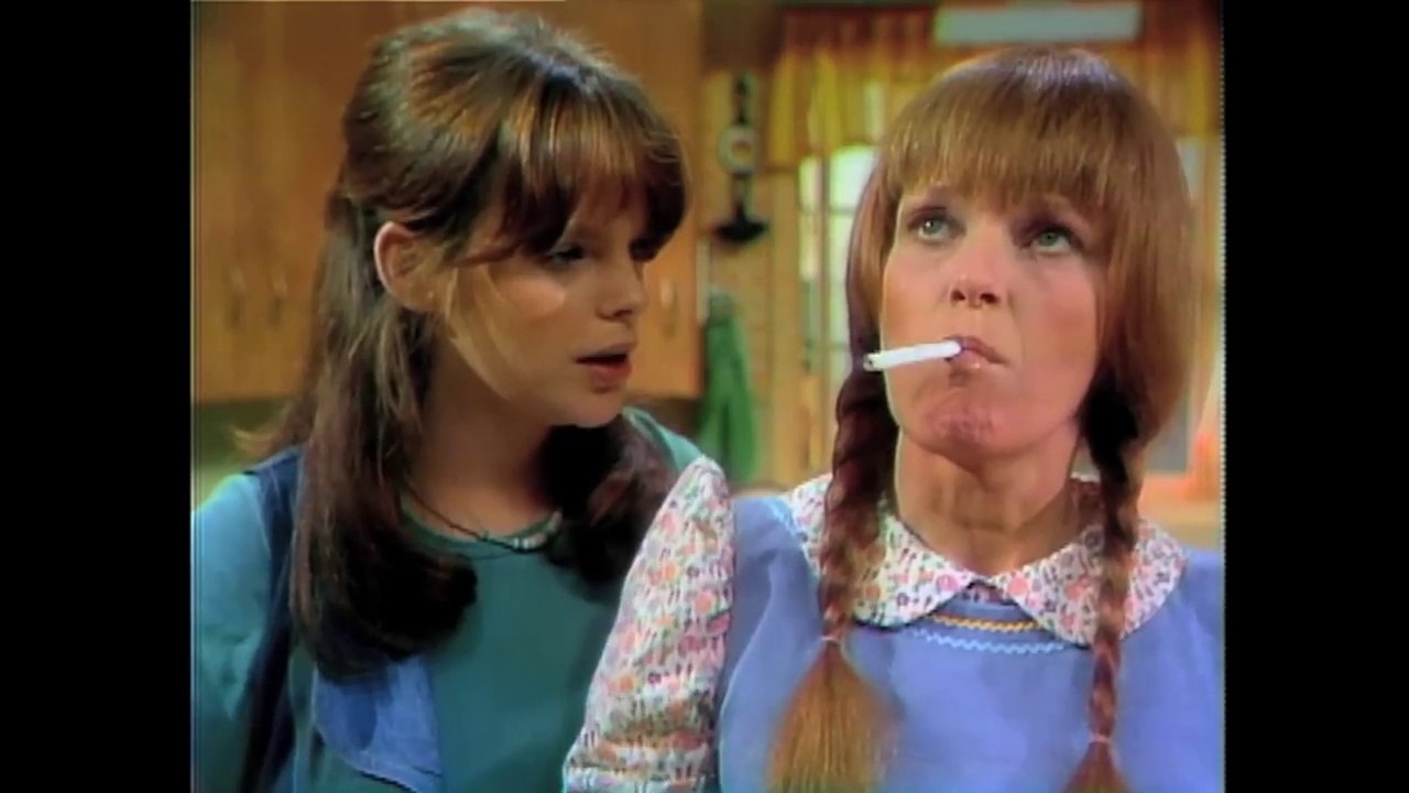 Mary Hartman, Mary Hartman (1976) Clip Waxy Yellow Buildup video
