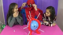 BOOM BOOM BALLOON Spiderman vs Challenge Popping Surprise Balloons Family Fun