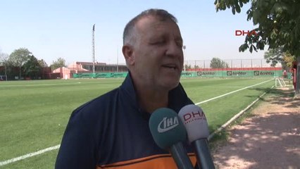 Gençlerbirliği Teknik Direktörü Bakkal Futbolcular Artık Kulüpleri Yönetmeye Başladı