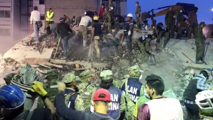 Séisme au Mexique: les secouristes en quête de survivants