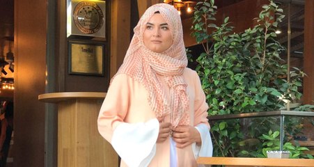 Gelin Adayı Hanife, Sosyetenin Akın Ettiği Etçi Nusret'in Mekanına Gitti