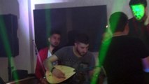 Cafede Canlı Performans !! Ez Dılgeşe Canım - Brusk Azad