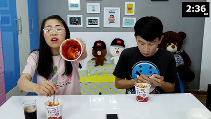 THỬ THÁCH TOKBOKKI SIÊU CAY VỚI HÌNH PHẠT NGỬI TẤT THÚI (VỚ THÚI) - YOPOKKI CHALLENGE