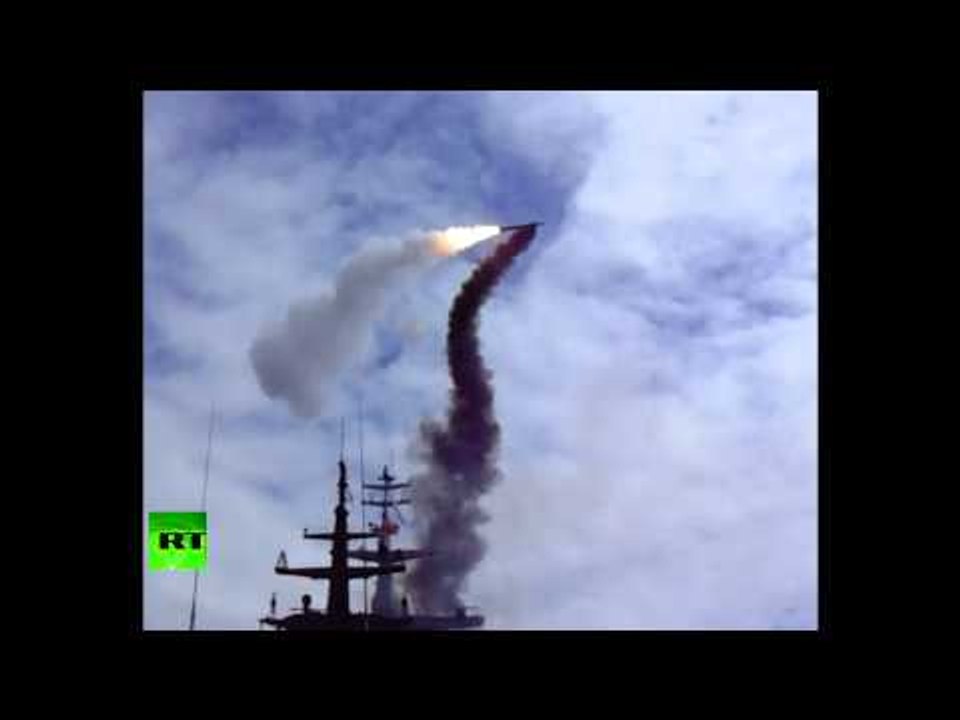 RAW: Russia holds Baltic drills alongside NATO Saber Strike war games