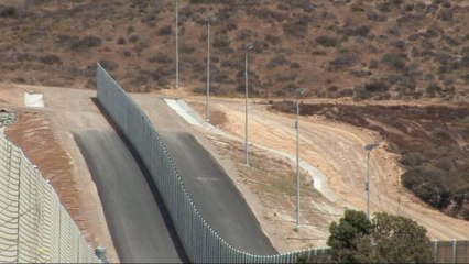 California to sue Trump administration over US-Mexico border wall plan