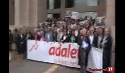 Çağlayan'da, Cumhuriyet çalışanlarına destek olmak için 25.kez 'Adalet Nöbeti' tutuldu