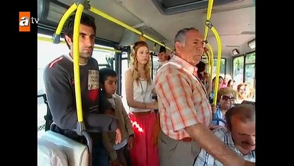 Selena kendine iş arıyor! by Scott Haney