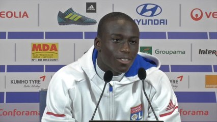 7e j. - Mendy et le poste de latéral gauche