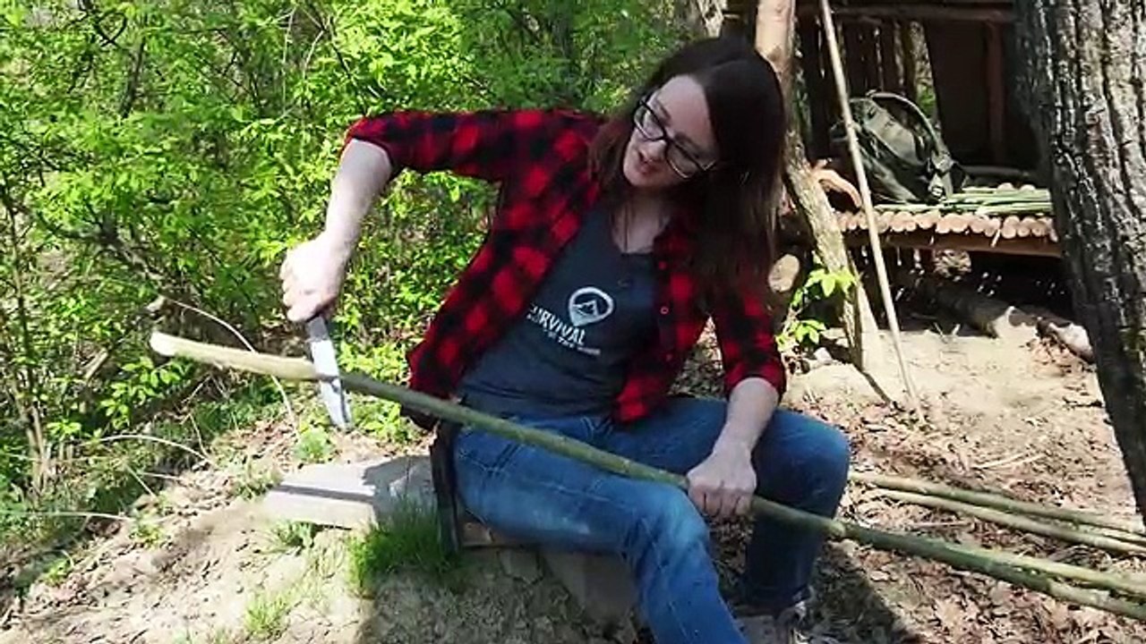 How To Make A Fish Trap - Fast Weaving Method