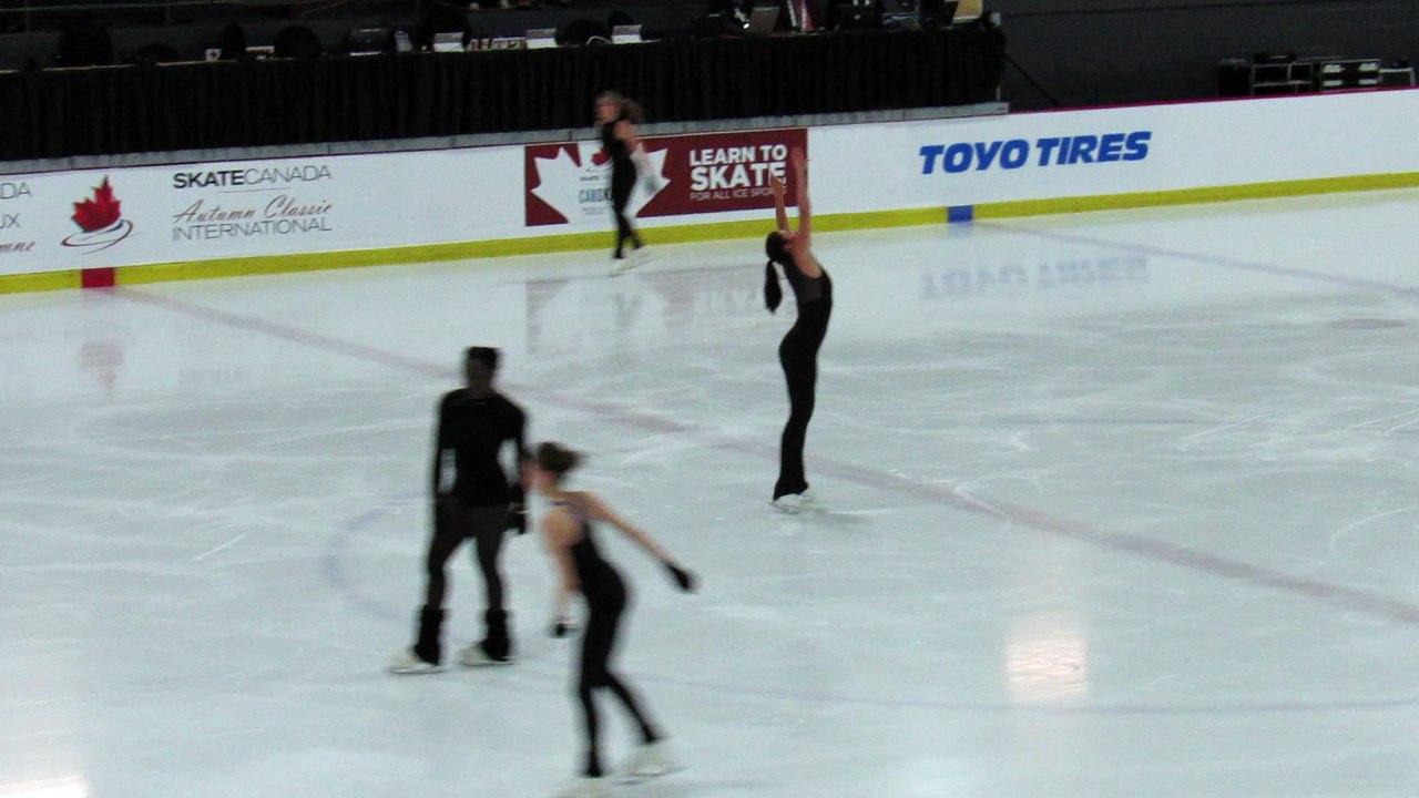 Kaetlyn Osmond 2017-09-20 ACI FS practice (fan cam)