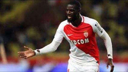 Tiemoue Bakayoko involved in Horror car crash -- Chelsea star Tiemoue Bakayoko Car Crash