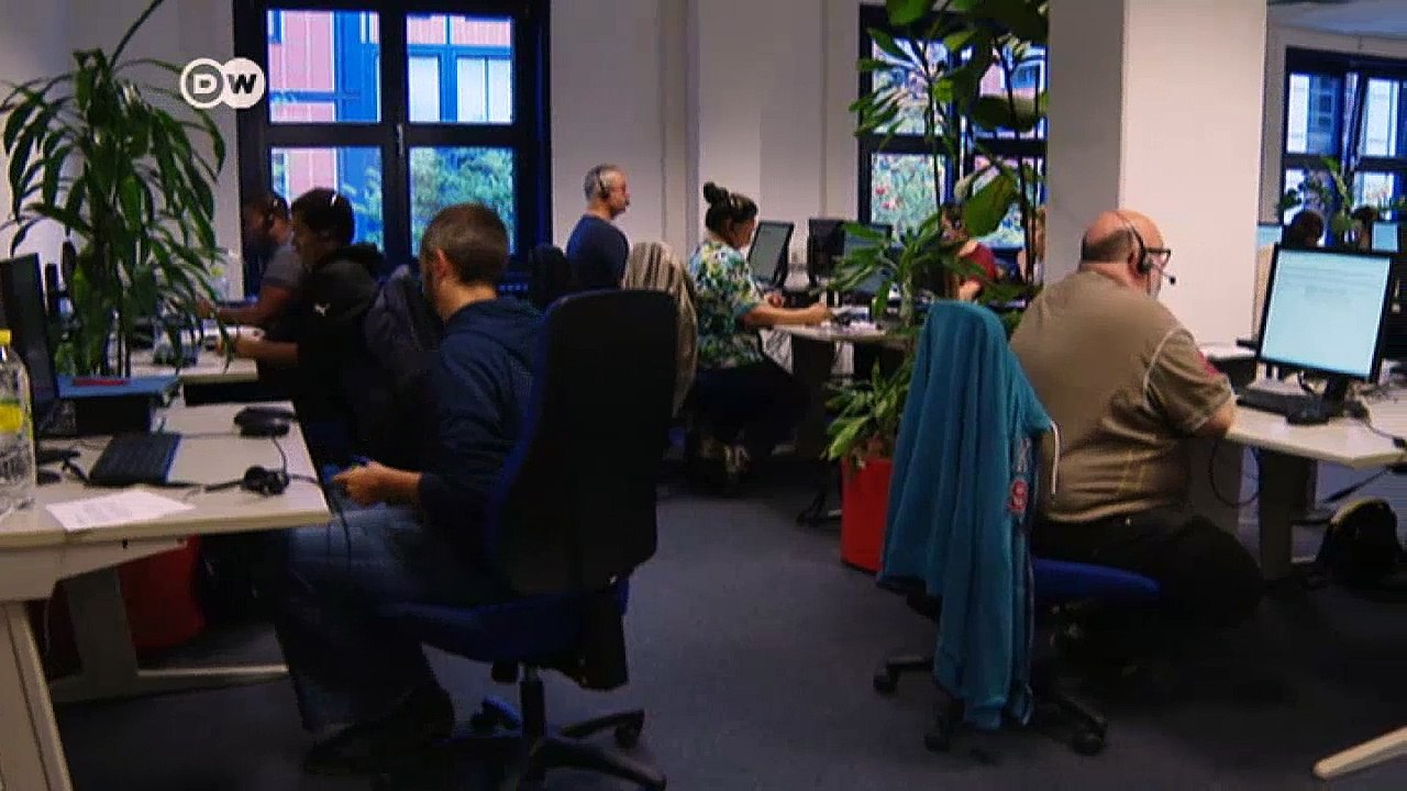 Hohe Zahl unentschlossener Wähler vor Bundestagswahl | DW Deutsch