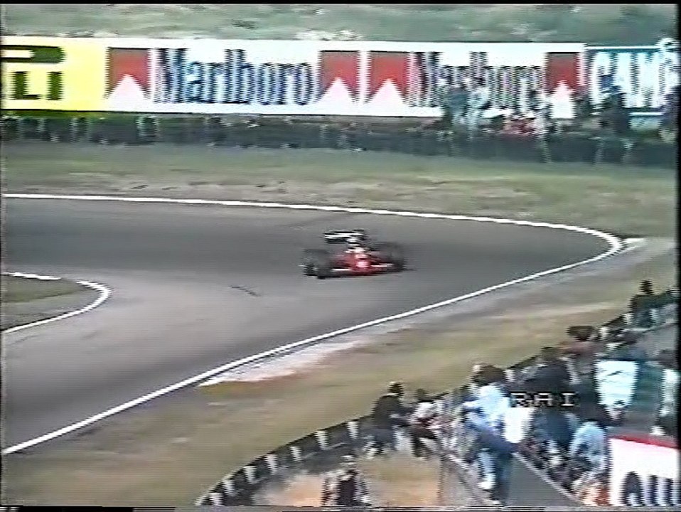 Gran Premio d'Olanda 1985: Ritiro di Bellof e vettura di servizio in pista