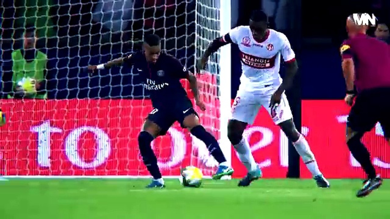 Neymar Jr - New Chapter - Skills & Goals 2017_18