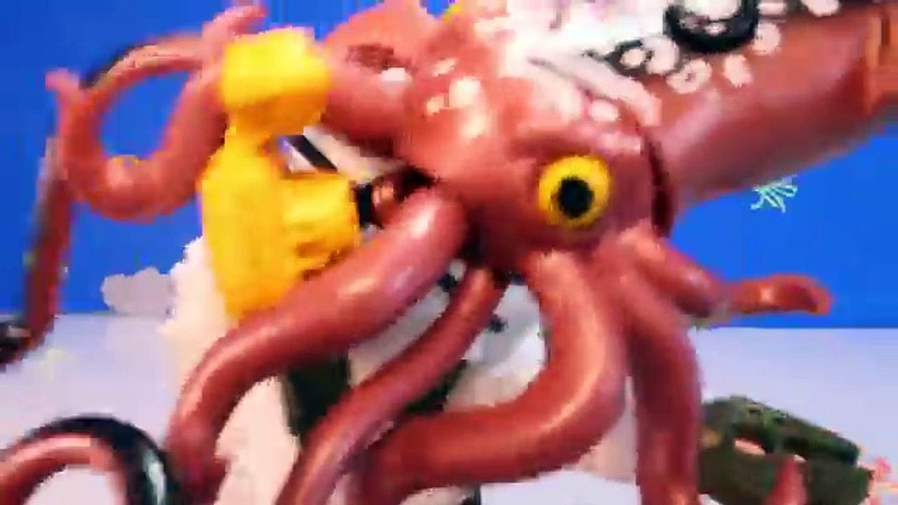 SPONGEBOB Rescues Diver from Deep Sea Adventure Giant Squid Toys Videos by Animal Planet