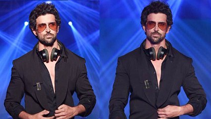Hrithik Roshan Walks The Ramp For Nikhil Thampi  Tech Fashion Tour 2017