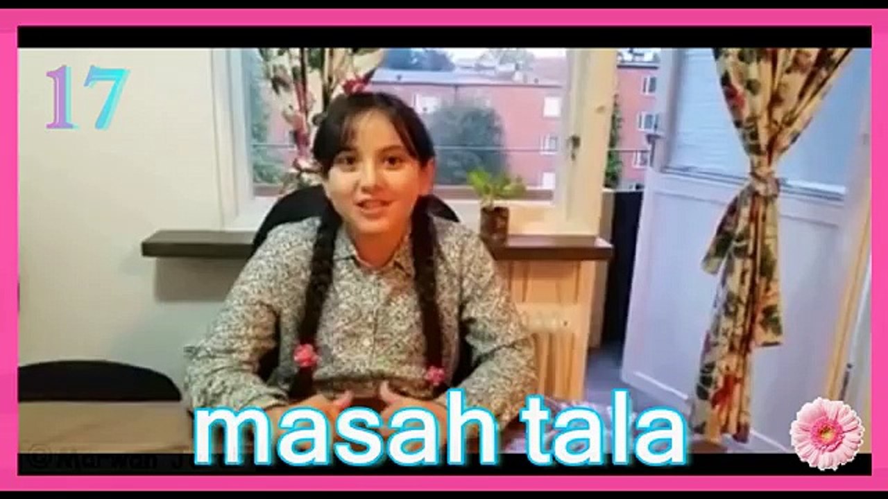 25 فتاة تستحق الشهرة في يوتيوب Rozzah