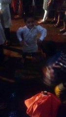 Whatapps Viral v small boys awesome dance at the time navratri night
